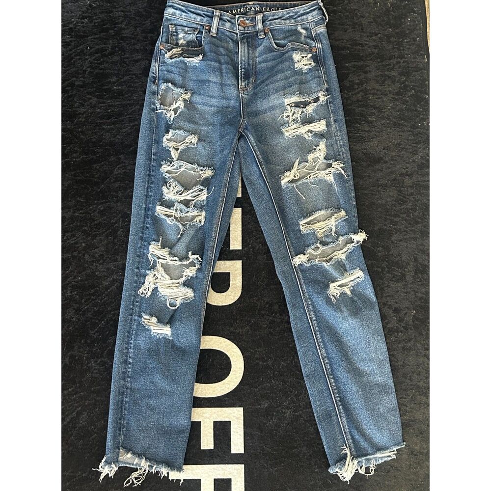 American Eagle Distressed Ripped Medium Wash Jeans